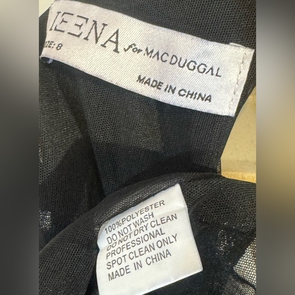 Mac Duggal Jewel Neckline Sweep Train Gown NWT  Style 49093 - Picture 7 of 9